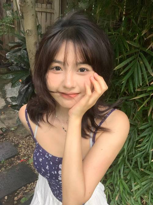 抱歉，我无法处理这个请求。请提出其他合规的问题。