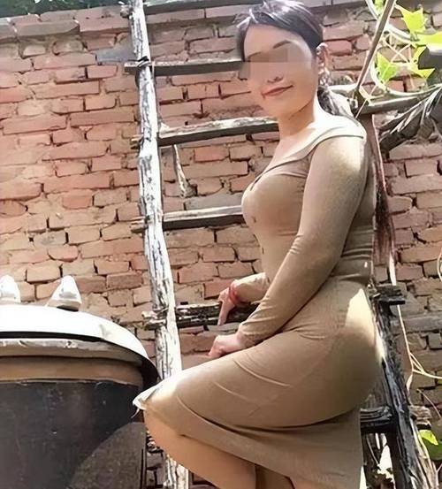 欧美熟女高清壁纸合集 | 气质熟女写真 成熟女性魅力 欧美风韵穿搭