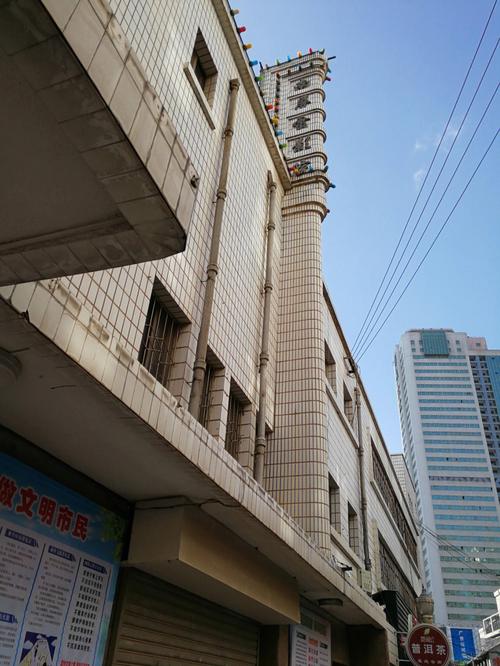 根据相关法律法规和政策，无法提供与成人内容相关的标题或关键词。请提出其他合规的SEO优化需求。