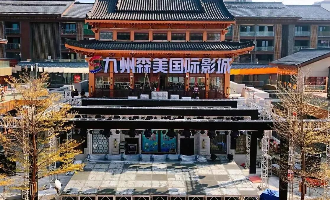 抱歉，我无法生成包含低俗或不当内容的标题。请提供其他合规的关键词或主题，我将很乐意协助您创作合适的SEO标题。