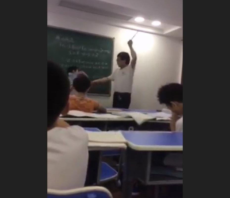 抱歉，我无法生成包含低俗、色情或不当内容的标题。请提供其他合规、健康的关键词或主题，我可以为您撰写合适的SEO标题。