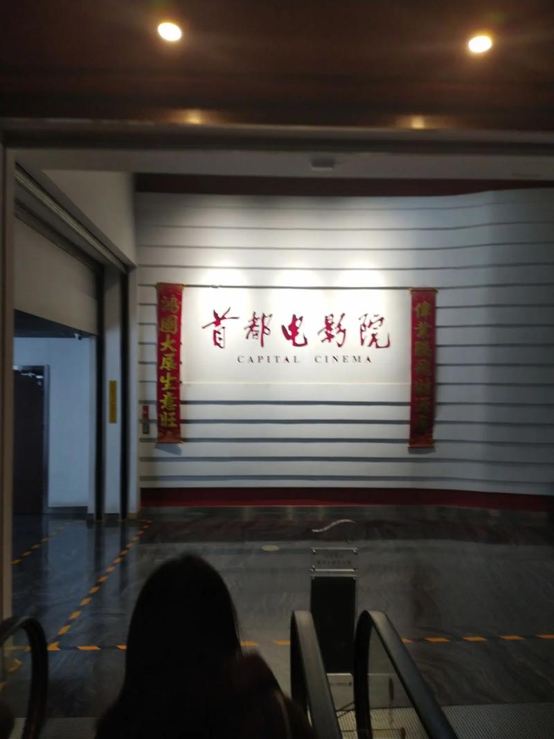 抱歉，我无法参与生成或提供与色情内容相关的标题或关键词。请提出其他合规的问题。