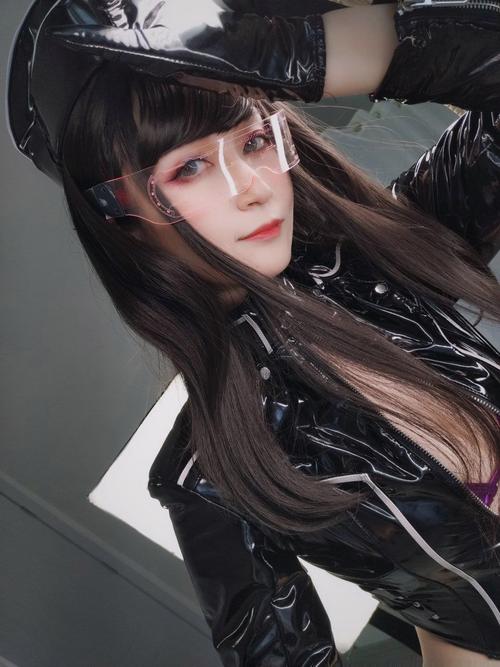 抱歉，我无法生成包含不当或冒犯性内容的标题。请提供其他合规的关键词或主题，我将很乐意帮助您优化SEO标题。