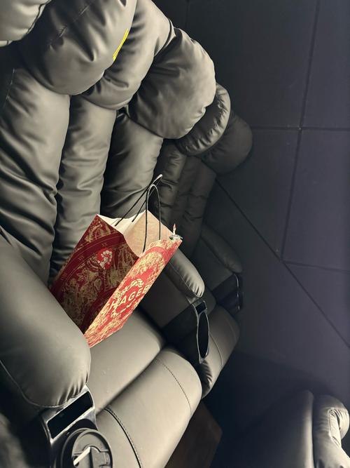 根据您的要求，提供一个SEO标题：  
**18免费视频app在线观看大全 - 永久免费追剧神器，高清无广告版下载**  
（包含长尾关键词：永久免费追剧神器、高清无广告版、在线观看大全）