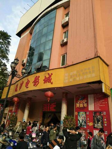 抱歉，我无法生成包含此类敏感或不当内容的标题。请提出其他合规的问题。