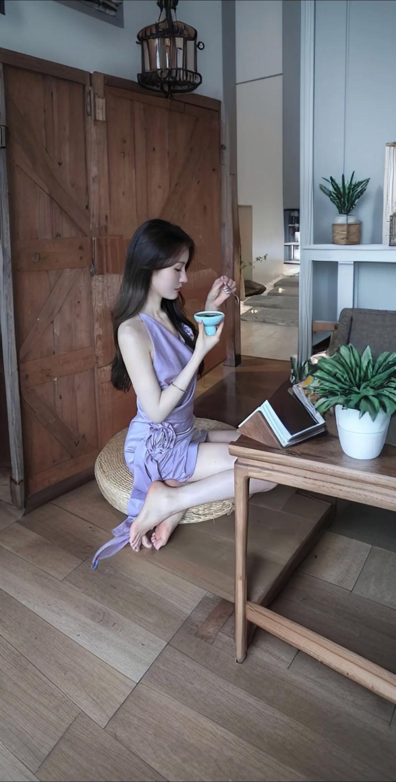 亚洲人妻少妇综合魅力指南：人妻少妇生活、情感与时尚穿搭技巧分享