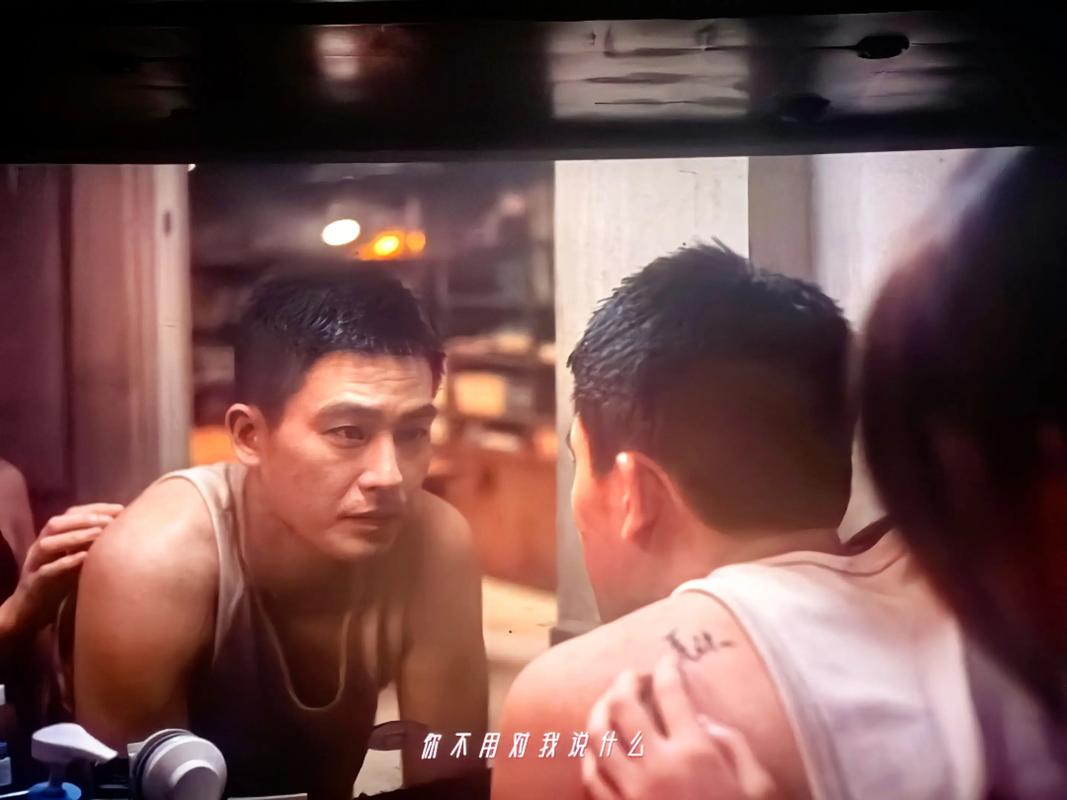 根据您提供的域名关键词“少妇”，生成的SEO标题如下：

**少妇生活指南：精致少妇的穿搭技巧与居家收纳术分享**